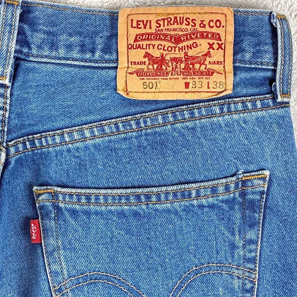 VTG Levis 501 Jeans Mens 33x38 (32x33) Faded Button Fly Classic Preppy Indie